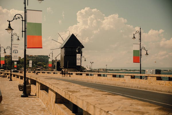 ENFJ（主人公）人格类型，精力充沛、善于交际、富有想象力