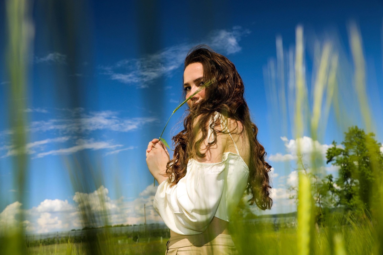 ENFJ：温柔的控制者，情绪的导演——引领他人走向更光明的